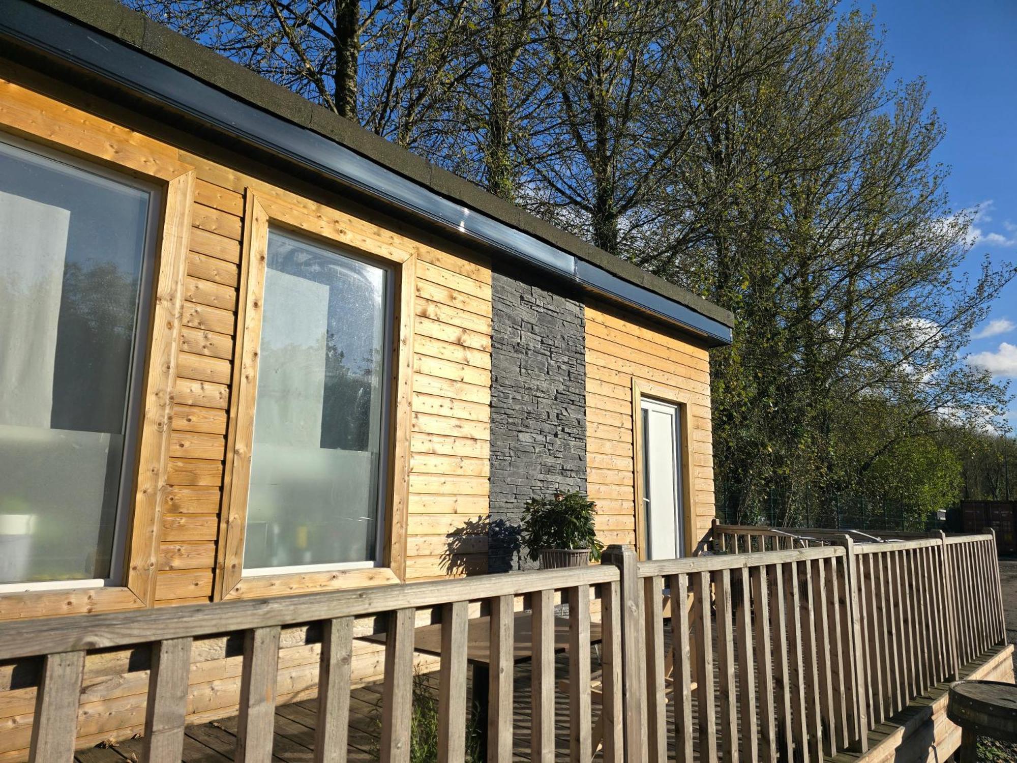 The Dutch Tulip Hostel Mallow Exterior foto